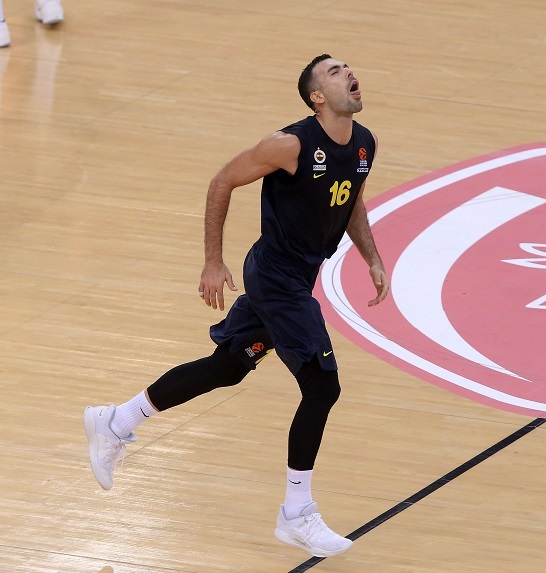 Σλούκας πανηγυρισμός