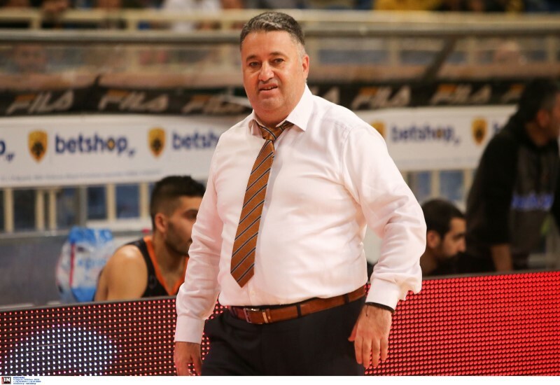 Γιατράς
