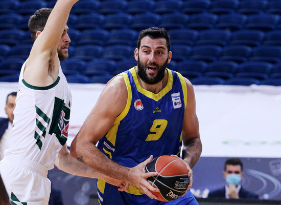 Γιάννης Μπουρούσης