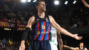 EuroLeague: Το τρομερό κάρφωμα του Βέσελι στην κορυφή του Top-10 (vid)
