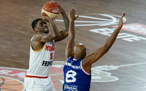 LNB Pro A: Δύσκολα χωρίς Τζέιμς η Μονακό, 86-80 τη Ροάν (vid)