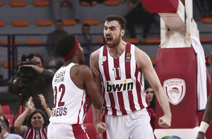 Με δίδυμους φύλακες ο Ολυμπιακός 89-69 την Μπάγερν (pics)