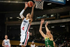 Με πρωταγωνιστή τον Γουεμπανιάμα το Top-10 των &quot;παραθύρων&quot; της FIBA (vid)