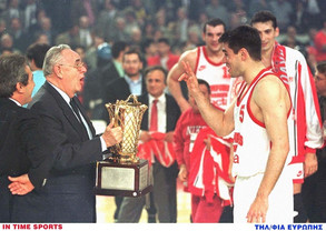 Ολυμπιακός: Η επέτειος του πρώτου ευρωπαϊκού στη Ρώμη (pics &amp; vid)