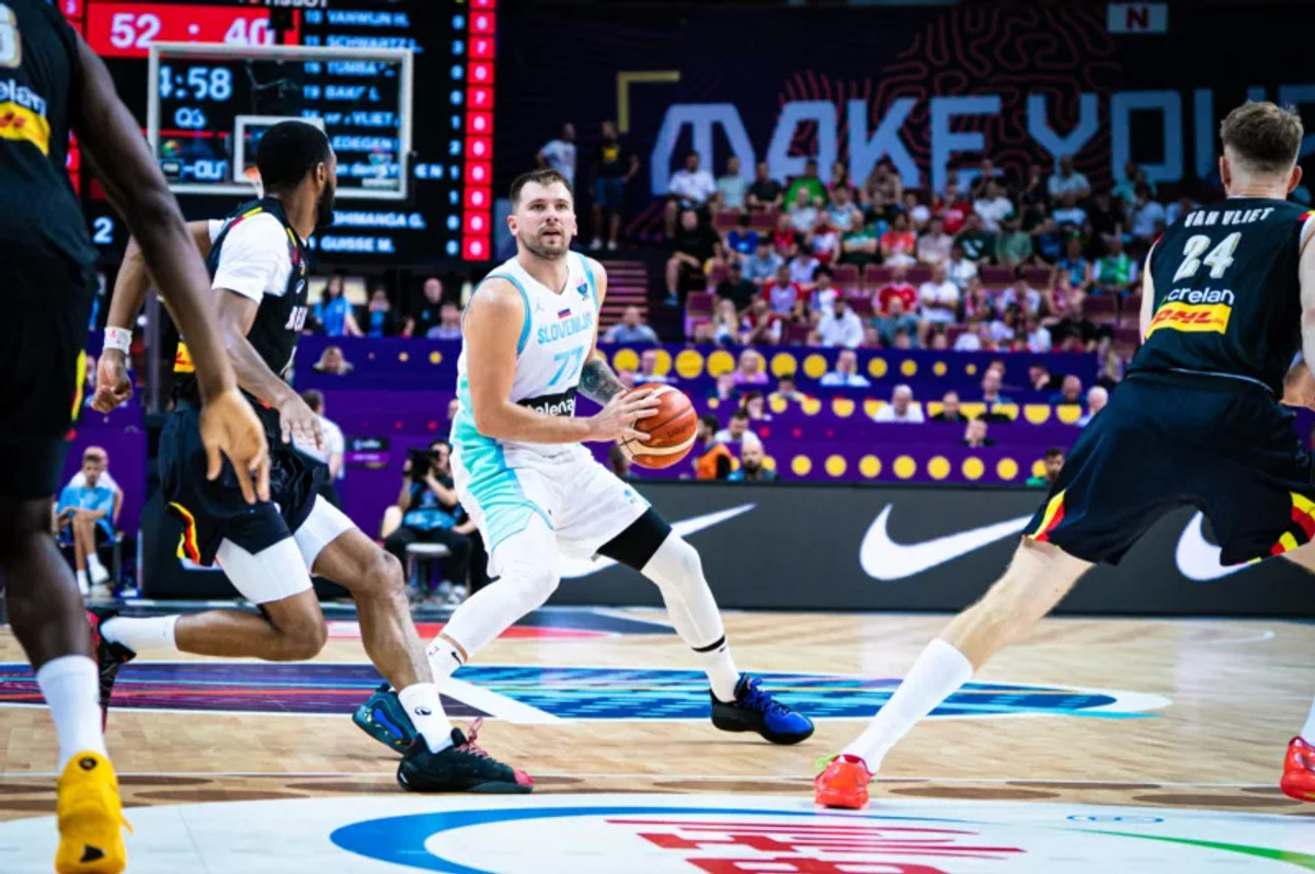 Ντόντσιτς: Ο 5ος παίκτης που κάνει τριπλ-νταμπλ στην ιστορία των EuroBasket! (vid)