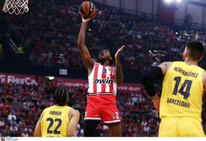 Ολυμπιακός-Μπαρτσελόνα 80-82: Ήττα στην παράταση και τελικός τη Μ. Πέμπτη (vids)