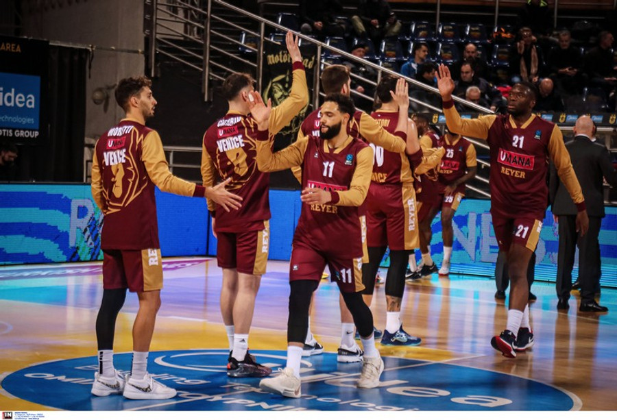 ΕuroCup: Απόψε τα τρία τελευταία "εισιτήρια" για τους "8"