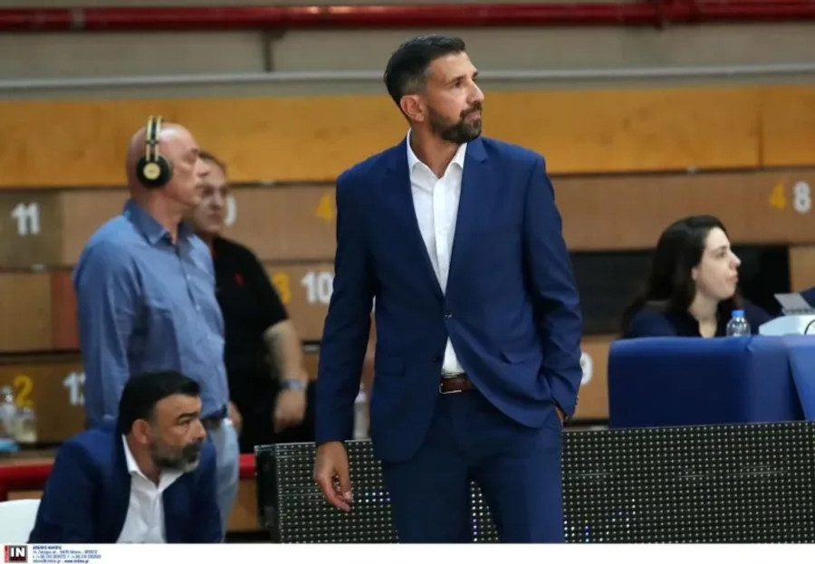 Μπατής: "Τα παιδιά πήραν αυτό που άξιζαν" (vid)