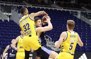 Αήττητη εκτός έδρας η Ζενίτ, 73-66 την Άλμπα (pics)