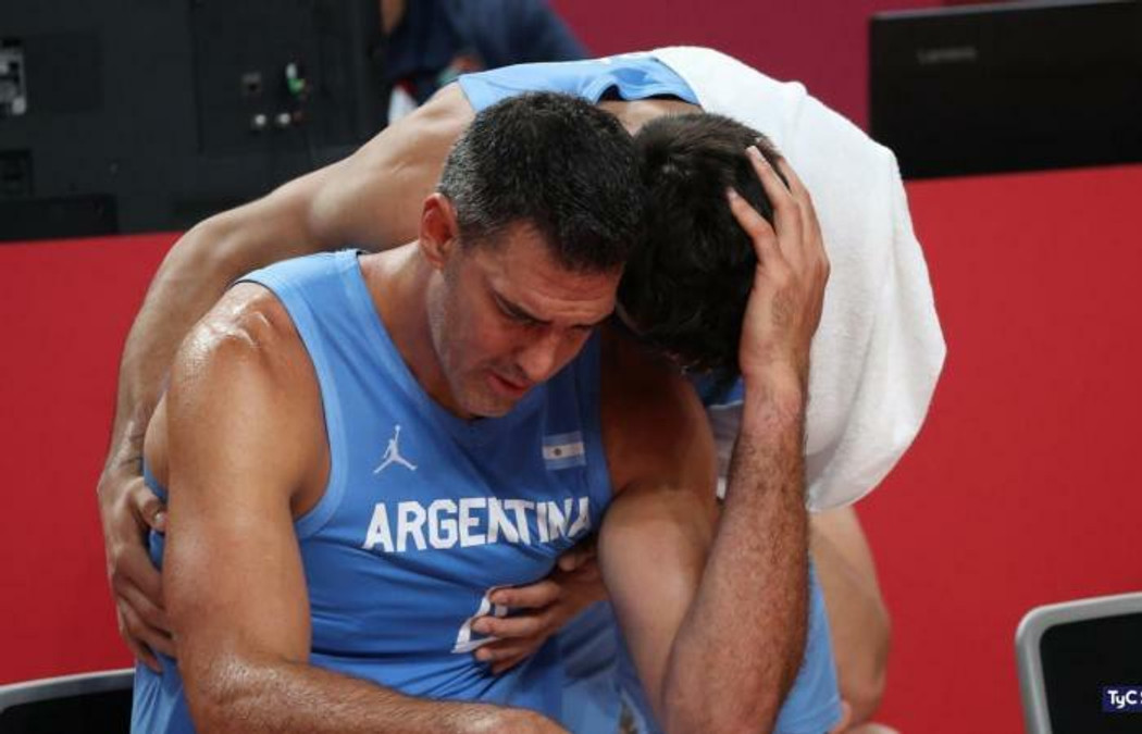 Η υπόκλιση του θρύλου Λιονέλ Μέσι στον θρύλο Λουίς Σκόλα (pic)