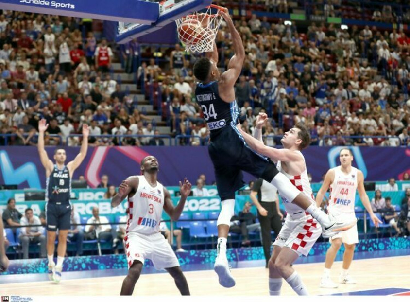 EuroBasket 2022: Με "διπλό" Γιάννη το Top-10 της δεύτερης ημέρας (vid)