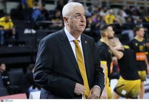 Σάκοτα: &quot;Να ξυπνήσω αύριο και να έχω διαθέσιμους παίκτες&quot;!