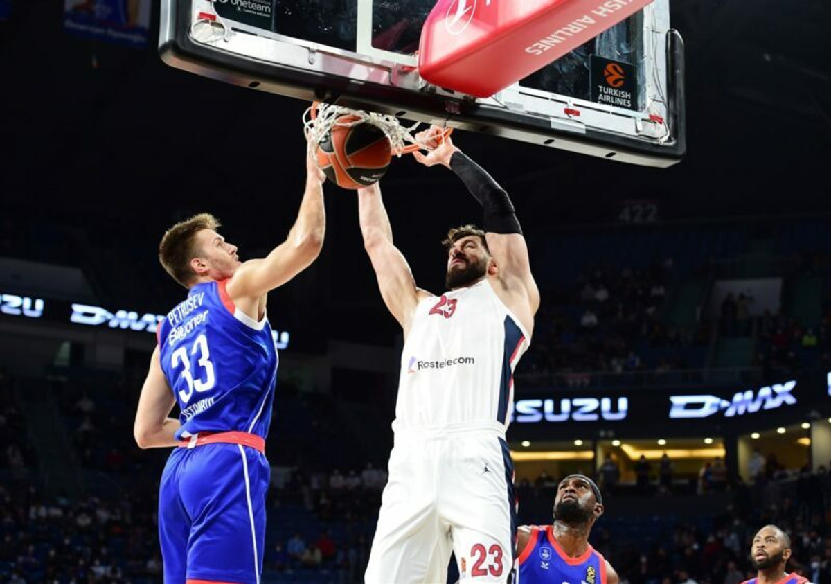 Ο σούπερ Σενγκέλια MVP της 2ης αγωνιστικής στη EuroLeague (vid)