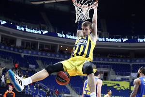 Euroleague: MVP Ιανουαρίου ο Γιαν Βέσελι (video)