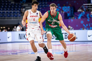 Το double double του Βεζένκοφ απέναντι στην Ισπανία (video)