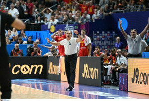 Σκαριόλο: Αναποφάσιστος για το μέλλον του στην εθνική Ισπανίας
