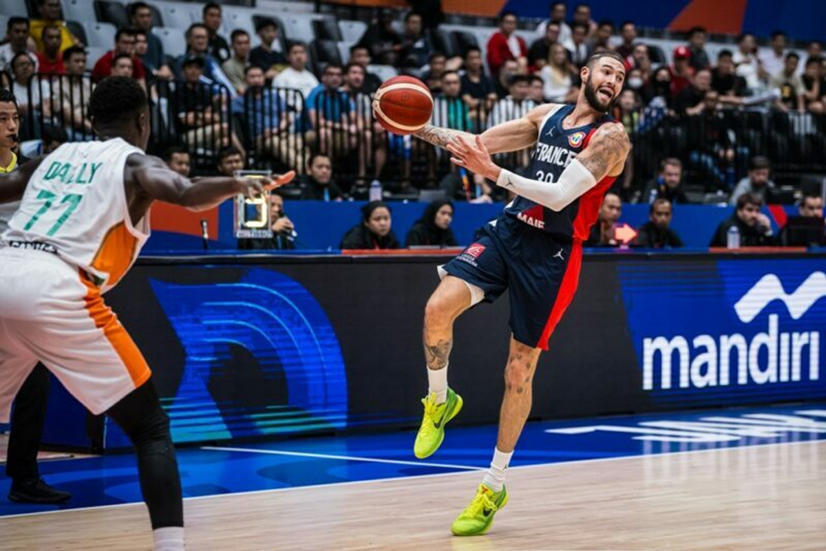 Ακτή Ελεφαντοστού-Γαλλία 77-87: Τελευταία αγγαρεία με Κορντινιέ (vids)