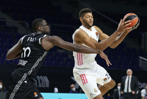 Έντι Ταβάρες: Τα κατορθώματα του MVP της 12ης αγωνιστικής (vid)
