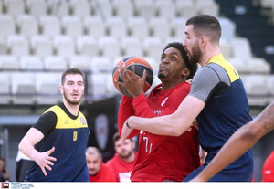 &quot;Πρώτη&quot; ΜακΚίσικ στον Ολυμπιακό, καλή... προπόνηση με Λαύριο (gallery)