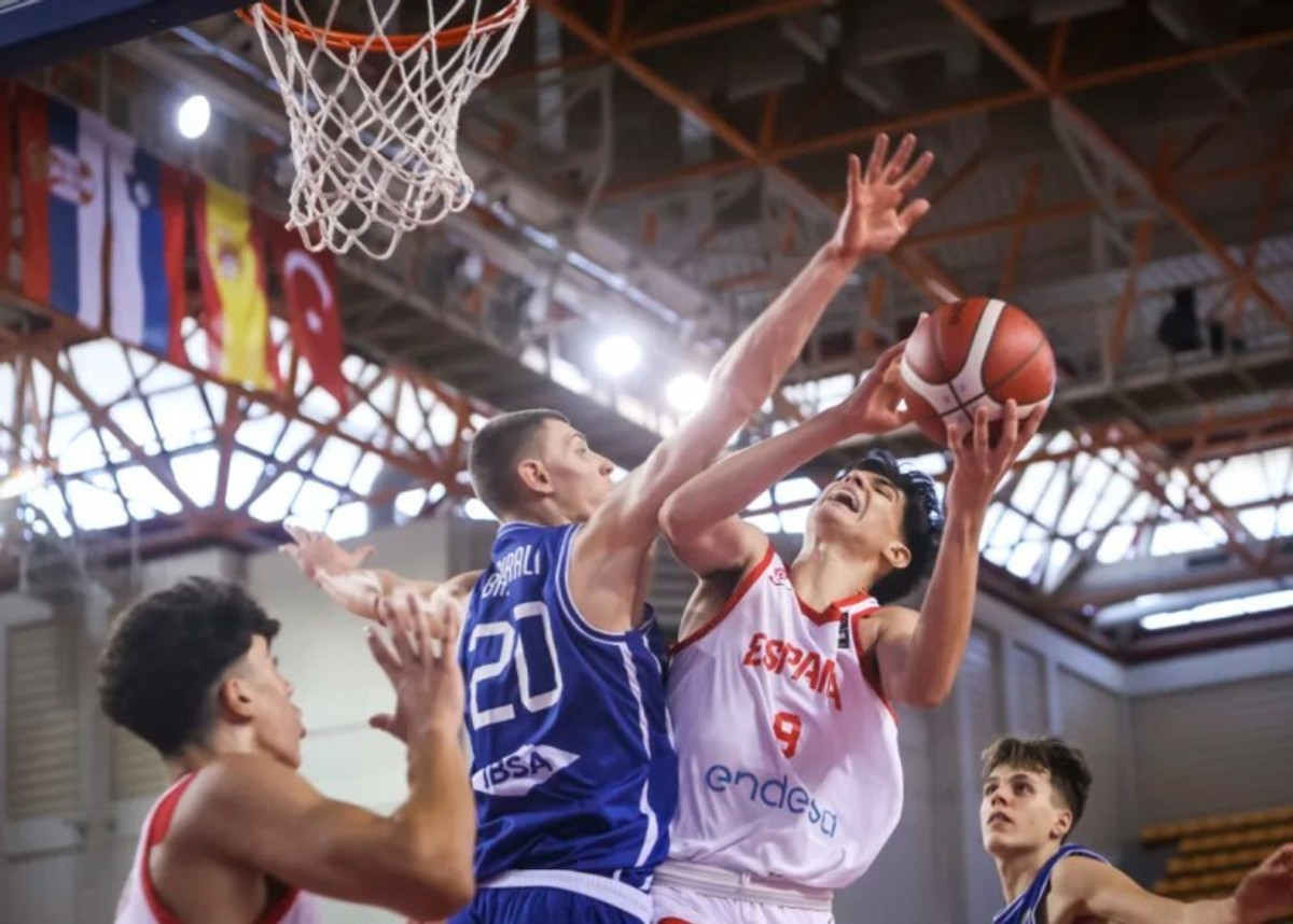 Ευρωμπάσκετ Παίδων: Η Ισπανία 76-69 την Ιταλία και παίζει με την Ελλάδα στους &quot;4&quot;