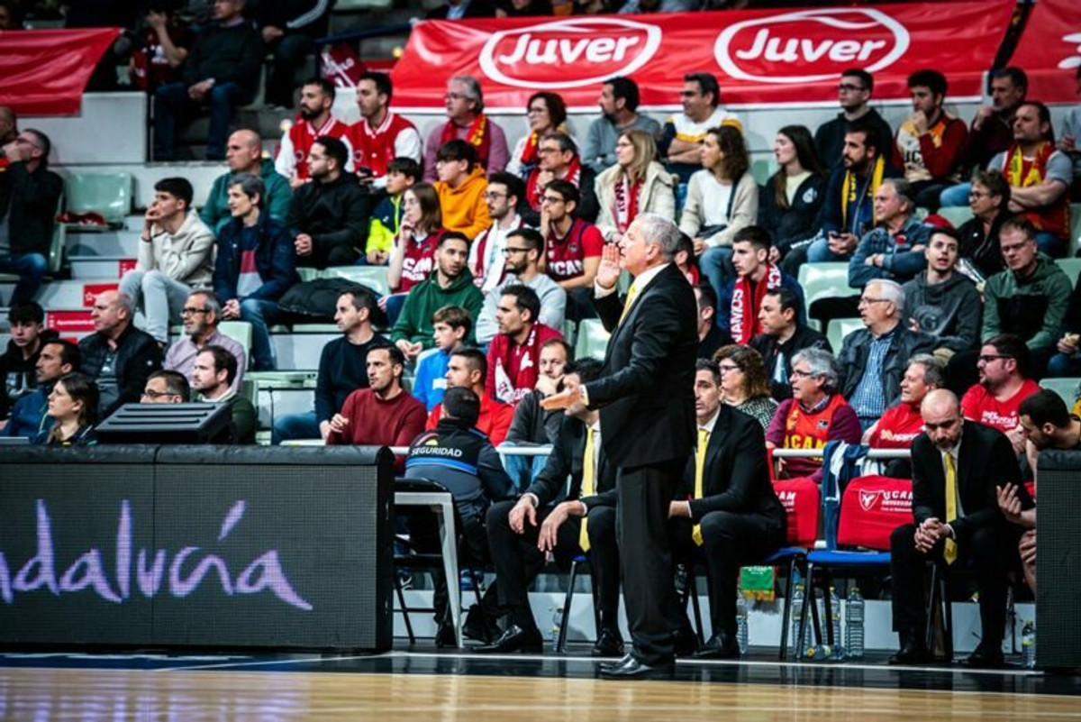 Ζούρος: &quot;Καταστροφικό το πρώτο δεκάλεπτο&quot;