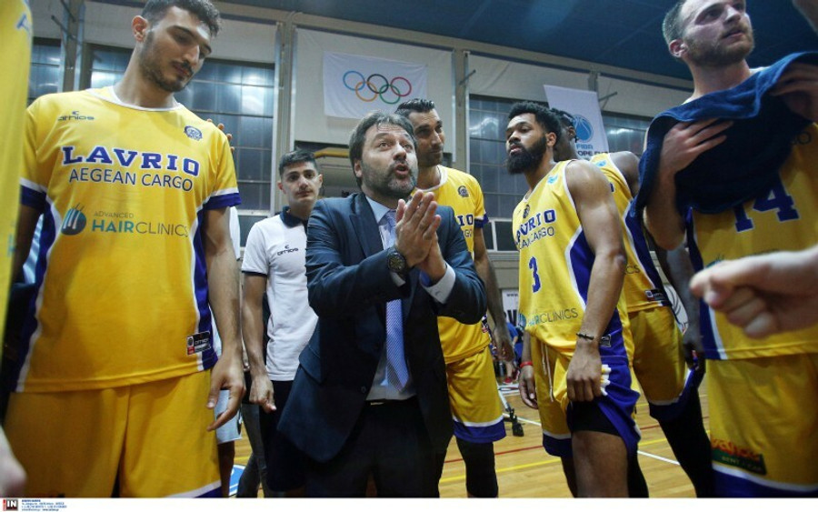 Έφυγε για τα Ου(κ)ράνια το Λαυριο