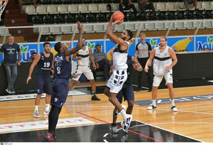 Ο Απόλλωνας 78-67 τον Κολοσσό σε φιλικό στην Πάτρα (pics)