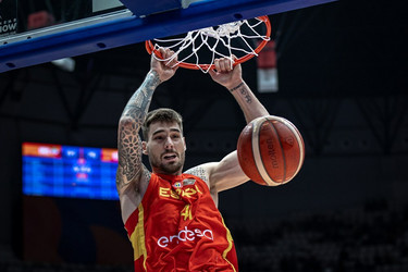 Ιράν - Ισπανία 65-85: Ο Χουάντσο Ερνανγκόμεθ ήταν... όλα τα λεφτά