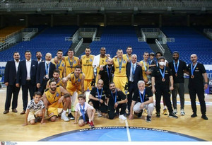 ΑΕΚ: Οι απονομές και η αναμνηστική φωτογραφία (video)