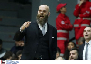 Καντσελιέρι: &quot;Σημαντική νίκη, δεν ξέρω τι έγινε στο τέλος&quot; - Τι είπε ο Ρέινολντς (vids)