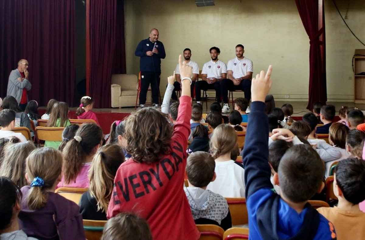 Πανιώνιος ΧΥΜΟΙ VIVA: Επίσκεψη στο 3ο Δημοτικό Σχολείο Νέας Σμύρνης