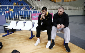 Χωρίς τους τρεις η τελευταία προπόνηση της ΑΕΚ για τον αγώνα με τον Χολαργό