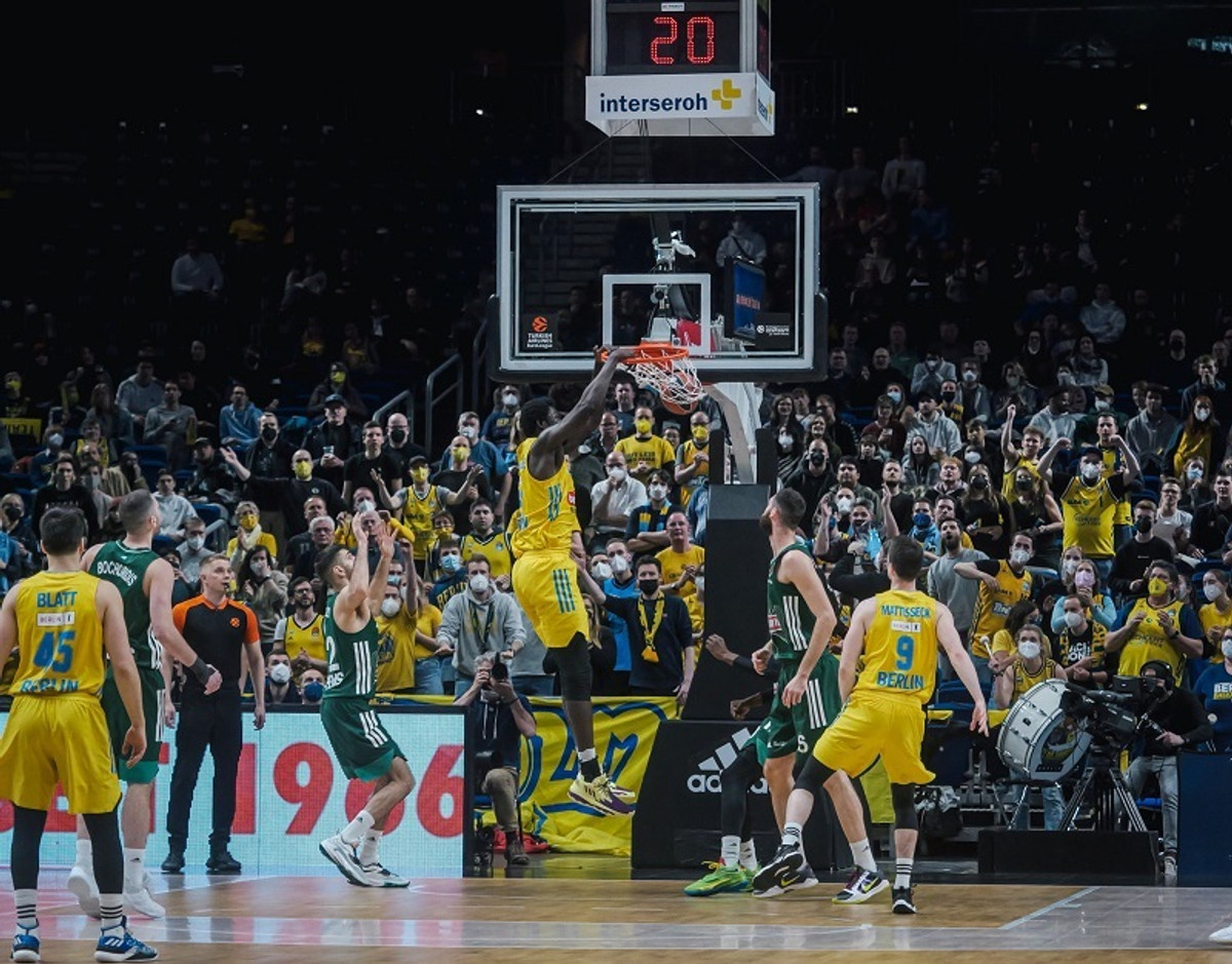 Άλμπα Βερολίνου-Παναθηναϊκός 87-78: Έχασε αγώνα και Νέντοβιτς!
