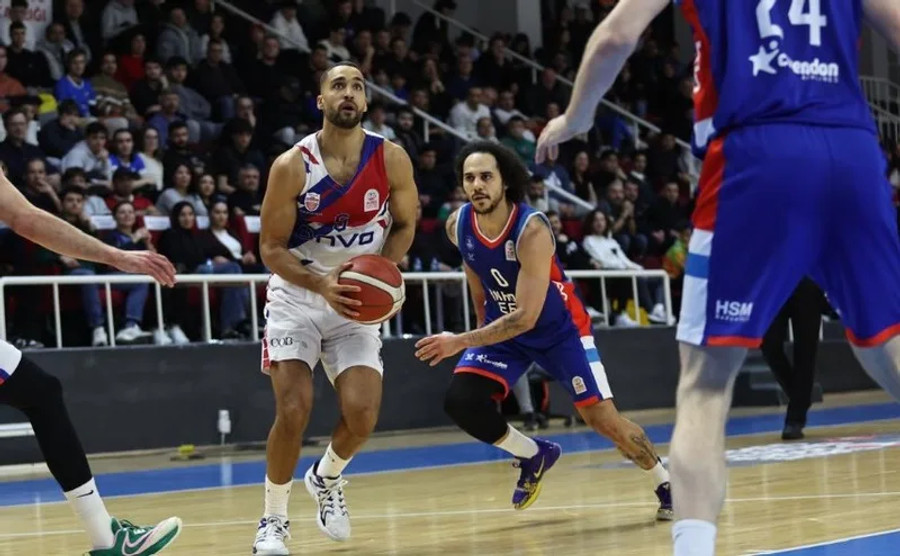 Με buzzer-beater τρίποντο του Φράνκε, η Μπουγιουκτσεκμετσέ 91-89 την Εφές! (vid)