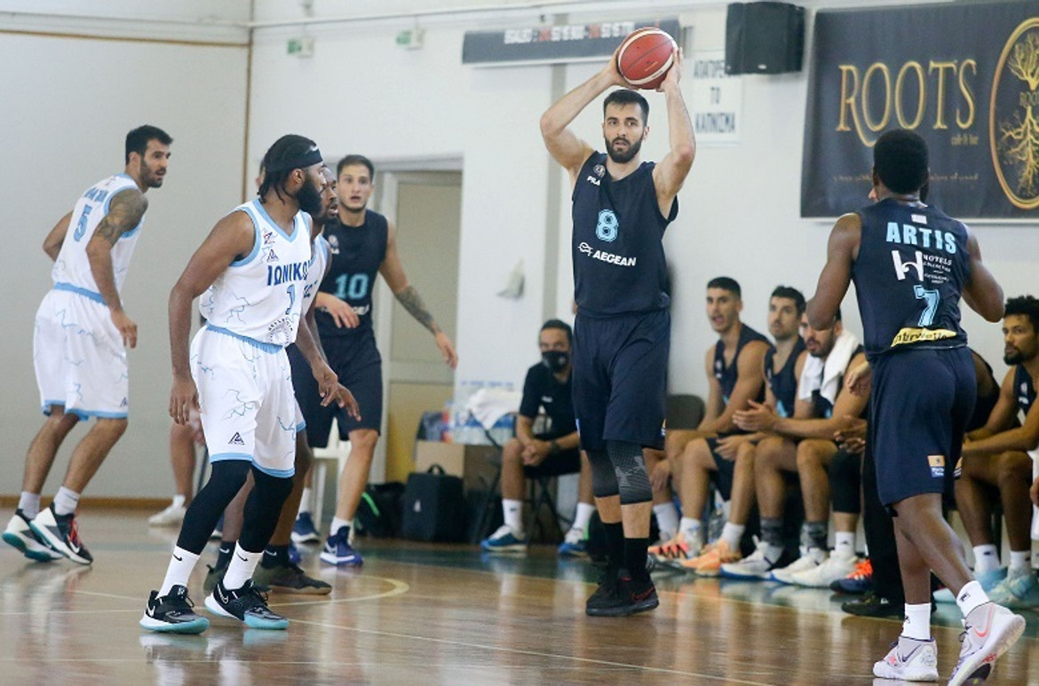 Κολοσσός: Δεν βρίσκει εισιτήρια για να πετάξει στην Αθήνα!