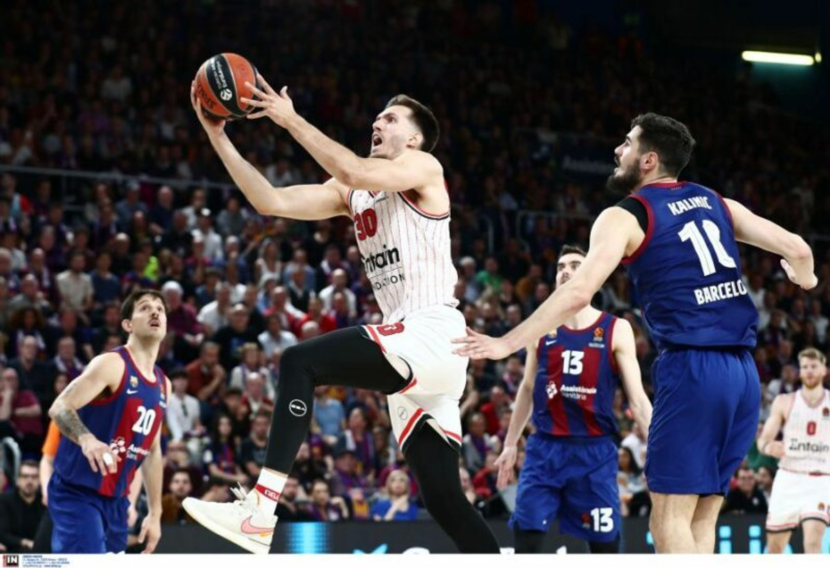 Δείτε πώς ο Ολυμπιακός νίκησε με 77-75 την Μπαρτσελόνα (video)