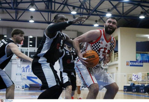 Καμάρας: &quot;Οι απουσίες μάς συσπειρώνουν&quot;