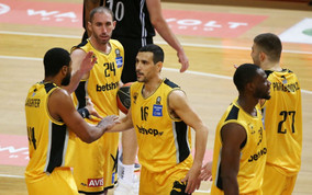 Η παρακάμερα του ΑΕΚ - ΠΑΟΚ 76-56 (video)
