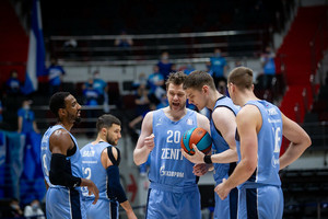 Περίπατος για Ζενίτ 87-51 την Κάλεβ