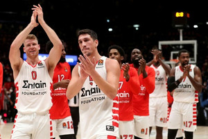 Ολυμπιακός: Το ρεκόρ των 18 τριπόντων στο Μιλάνο (vid)