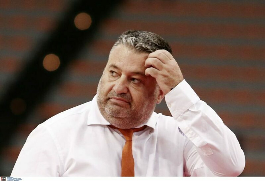 Γιατράς: "Πήρε δίκαια την πρόκριση ο Ολυμπιακός, να κατακτήσουμε την τρίτη θέση" (vid)