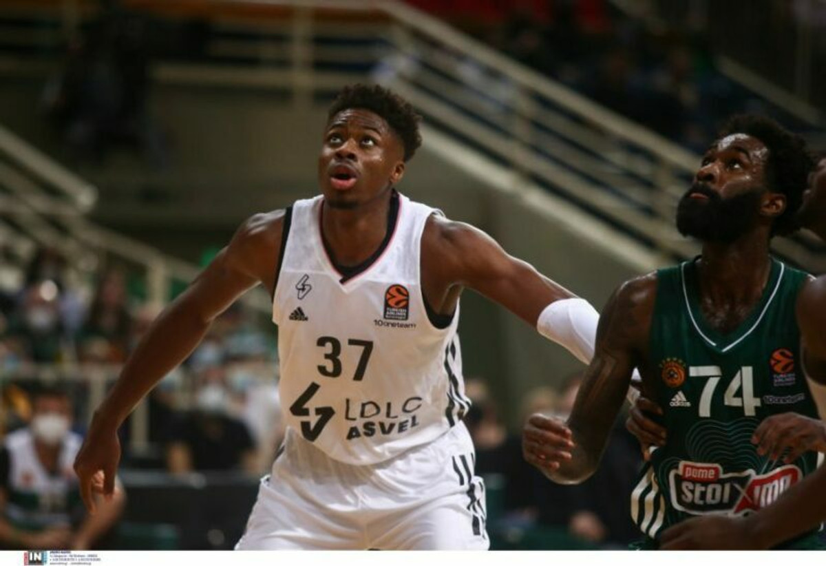 Euroleague: Με Κώστα Αντετοκούνμπο στην κορυφή το Top-10 Οκτωβρίου (video)