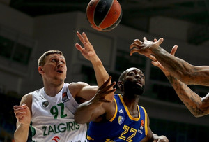 Η Χίμκι Μόσχας βύθισε με 74-64 τη Ζαλγκίρις Κάουνας (video)