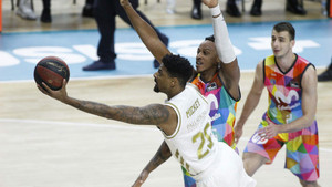 Liga Endesa: Εύκολα Ρεάλ και Μπασκόνια, ήττα-σοκ για την Μπαρτσελόνα