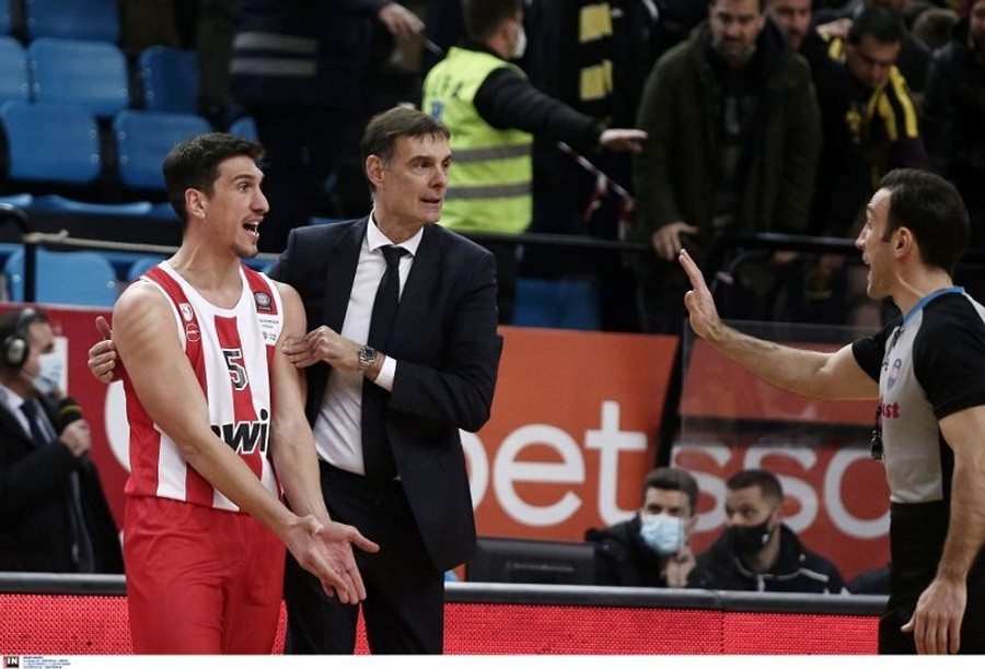 Μπαρτζώκας: "Σημαντική η σημερινή νίκη" - Συμεωνίδης: "Τα παιδιά έδωσαν και την ψυχή τους" (vids)