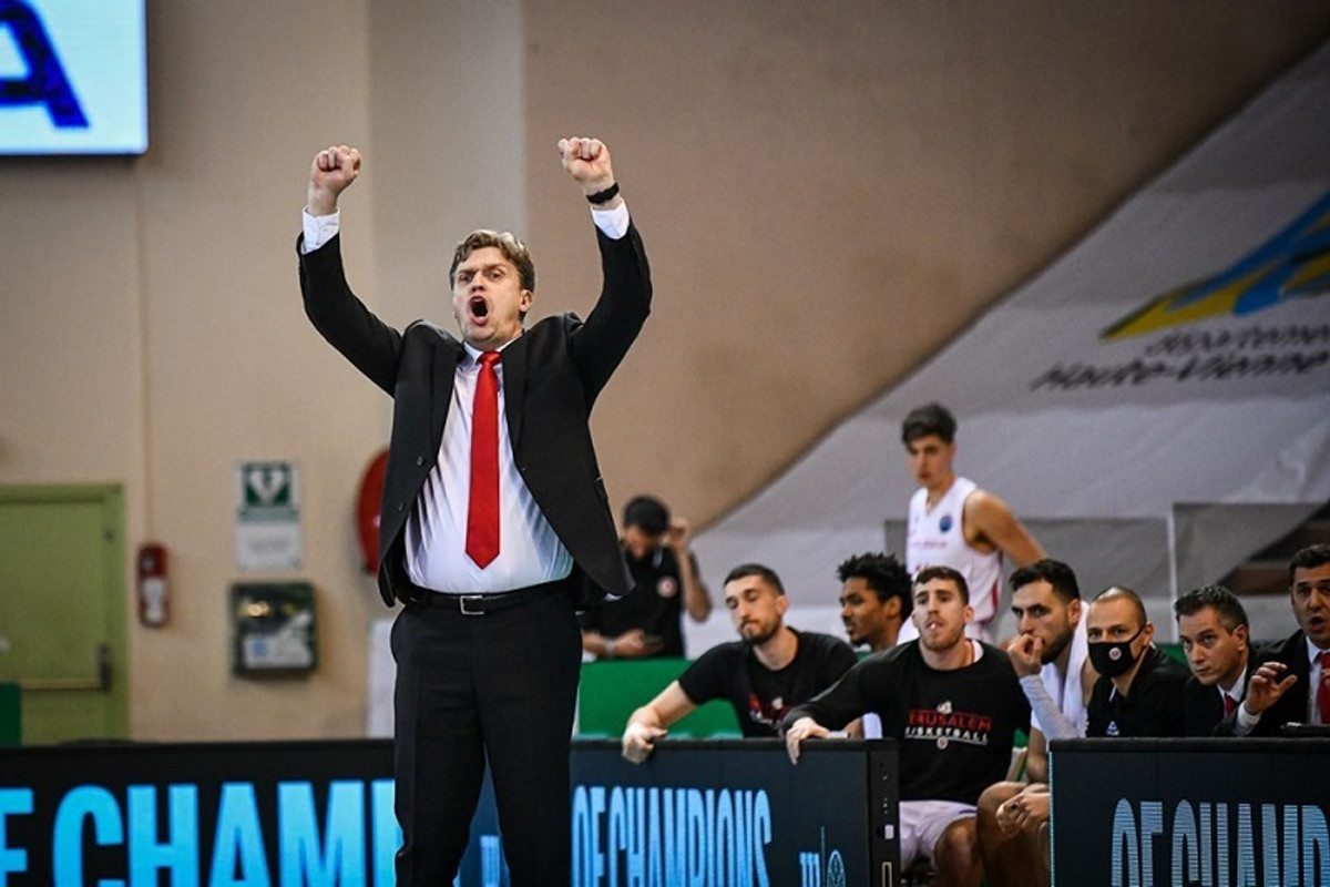 Χάποελ Ιερουσαλήμ: Έδιωξε τον Αντομάιτις που είχε διαδεχτεί τον Κάτας