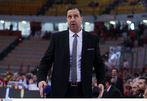 Τακιανός: &quot;Ξεκινήσαμε συγκεντρωμένοι, μας πίεσε πολύ ο Ολυμπιακός&quot; (vid)