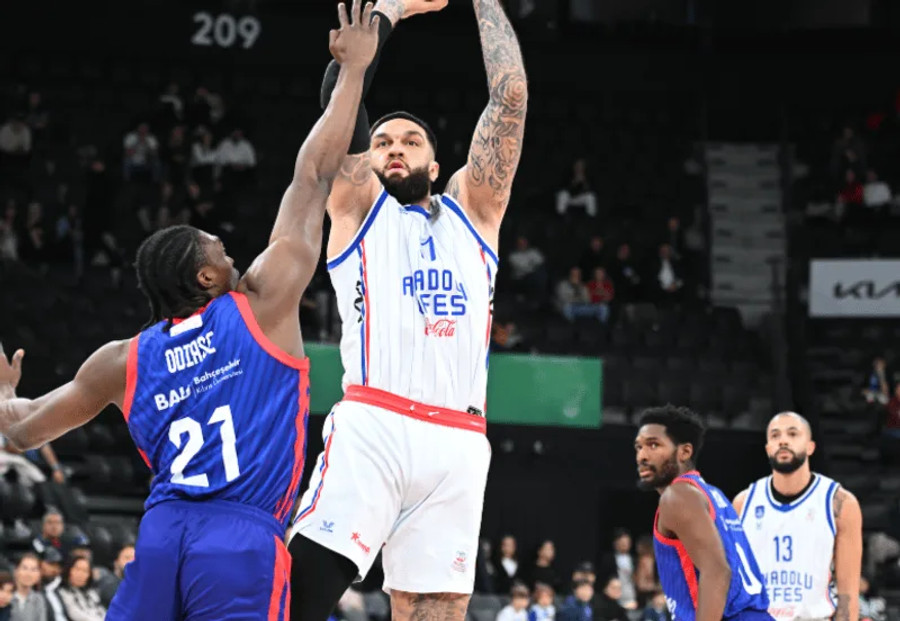 Με φόρα μετά τον Παναθηναϊκό η Εφές, 93-80 την Μπαχτσεσεχίρ (vid)