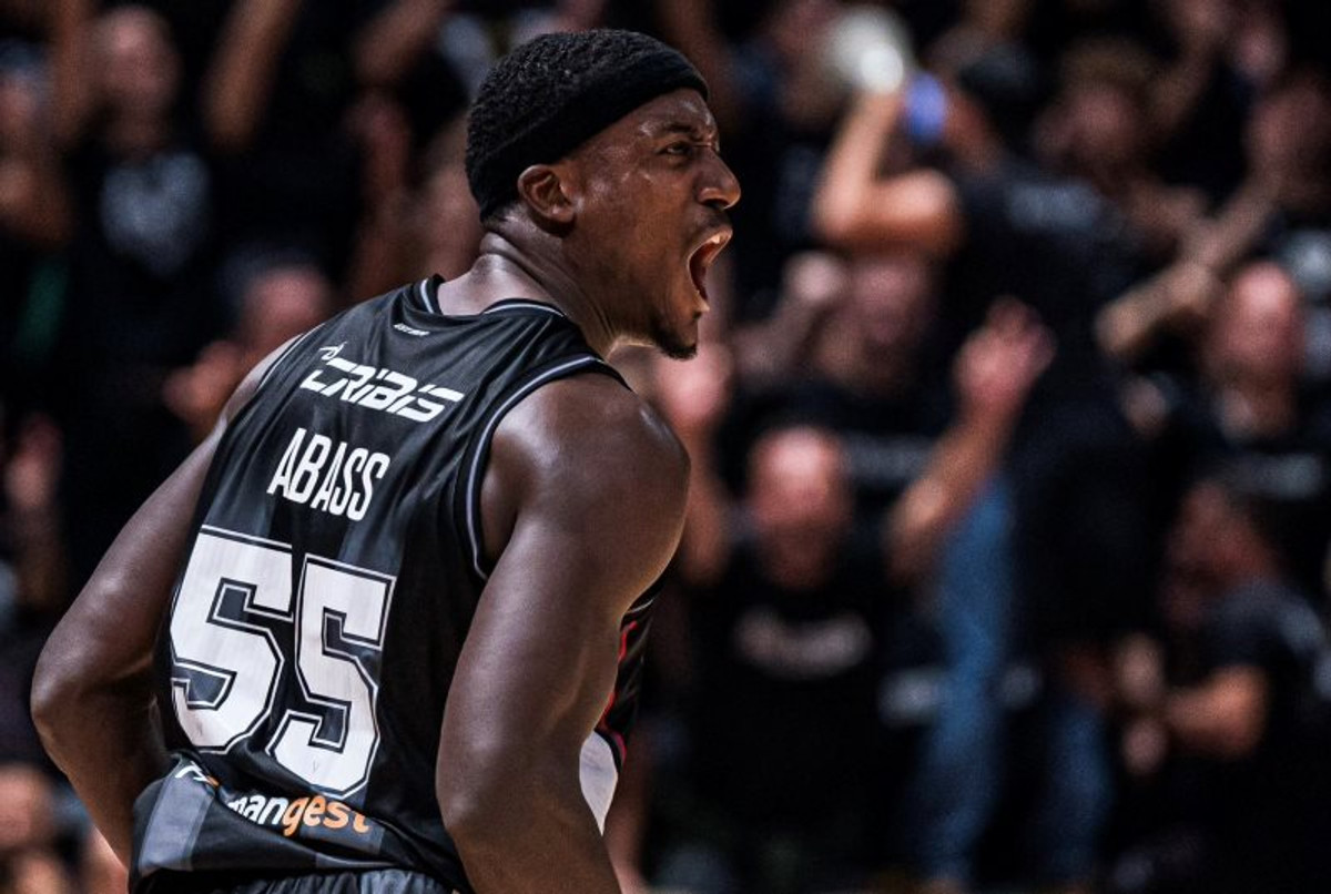 Ήττα στην Μπολόνια (66-80) για τη Σάσαρι πριν υποδεχτεί την ΑΕΚ