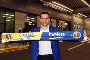 Φενέρμπαχτσε: Έφτασε στην Κωνσταντινούπολη ο Ιτούδης
